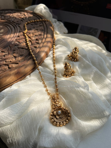 Lakshmi Pearl pendant maala with studs