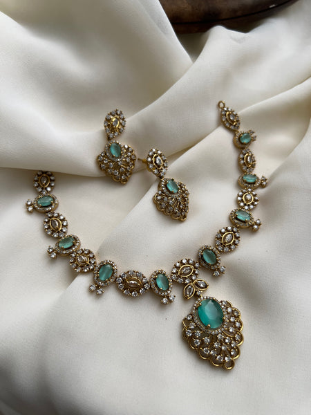 Mint designer ad necklace with earrings