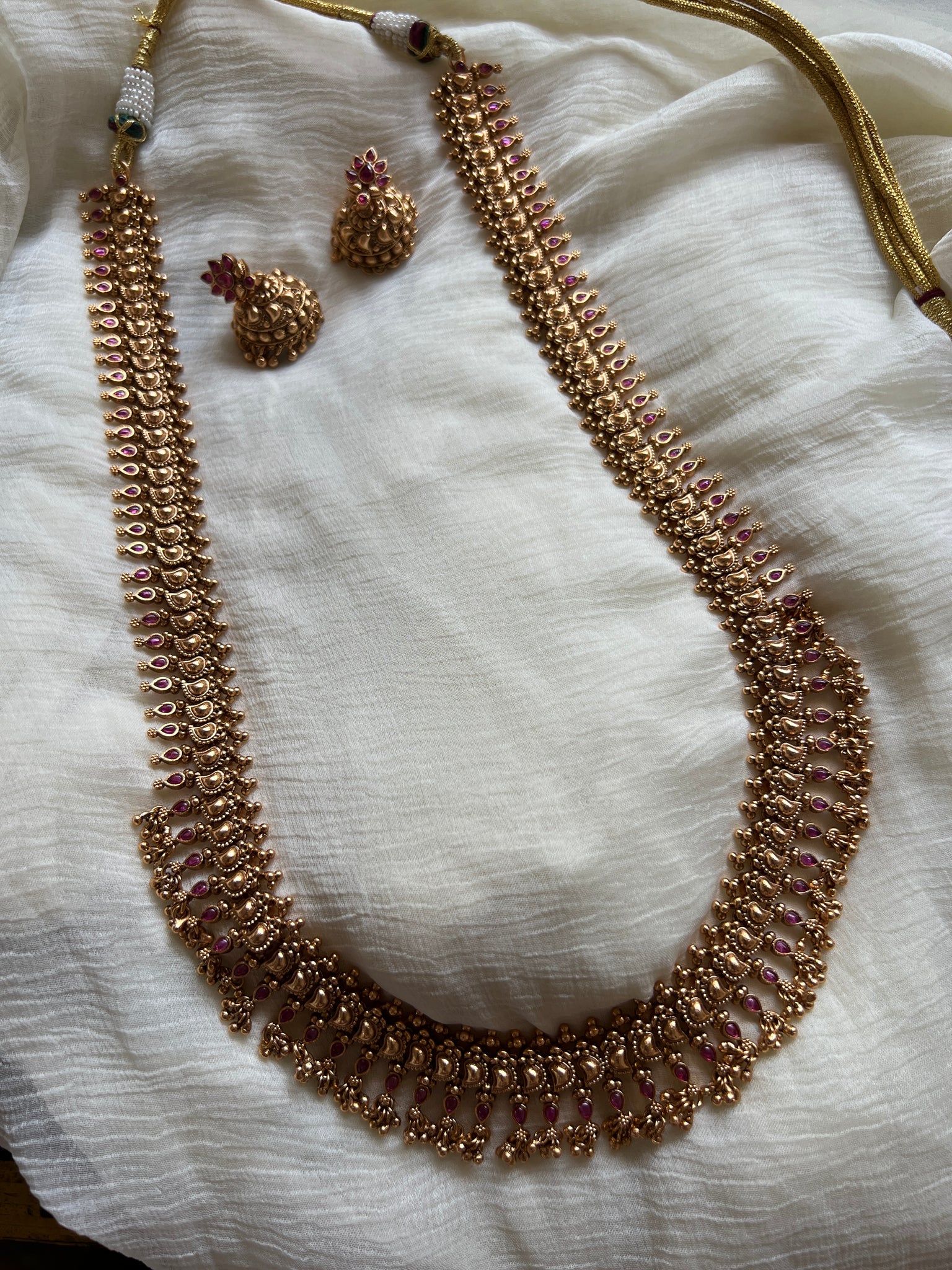 Kemp bridal Paisley necklace with jhumkas