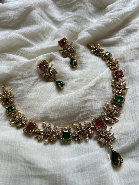 Stone floral necklace with earrings