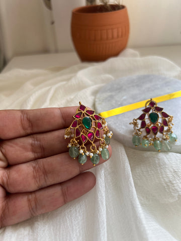 Premium kundan designer studs as