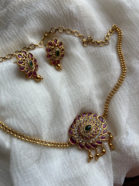 Kemp flower matte necklace with studs