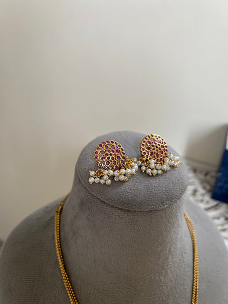 Kemp pendant with Maala and studs