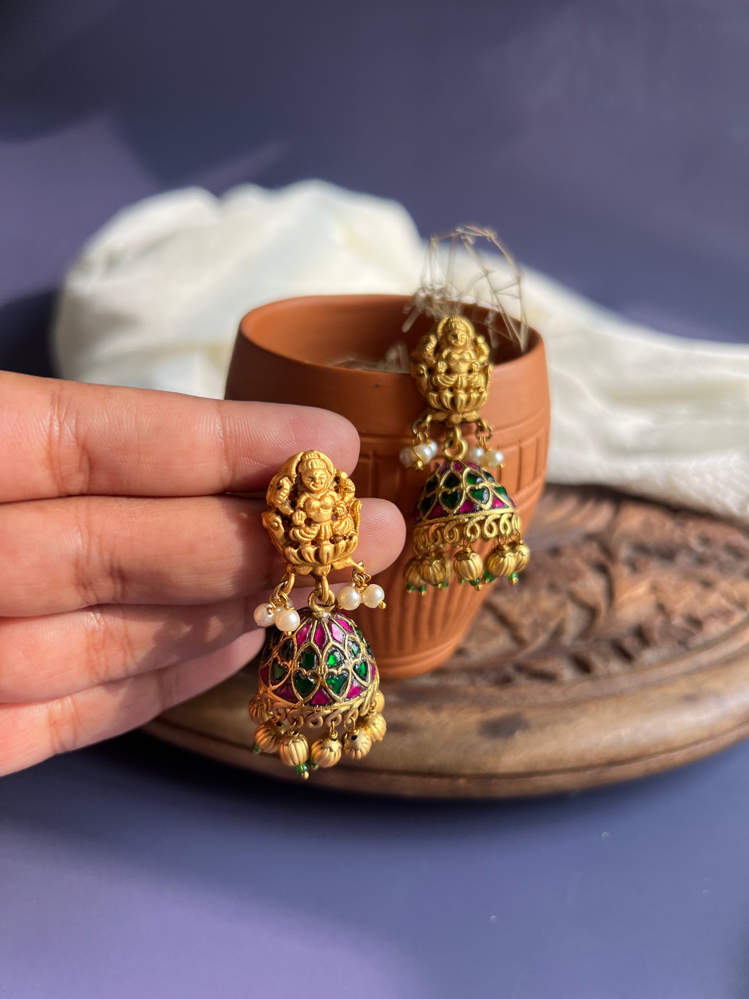 Nagas kundan jhumkas