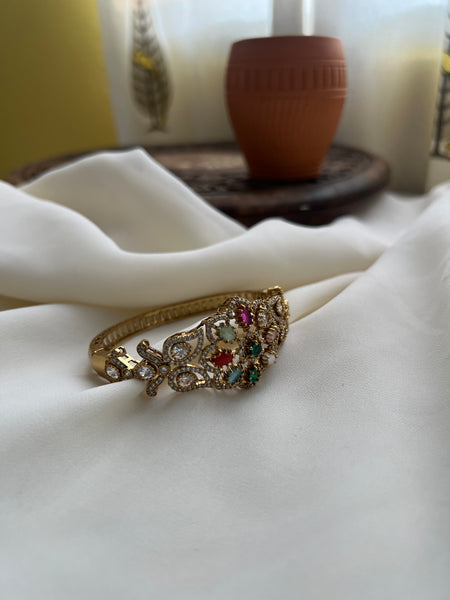 Navaratna modern kada bangle