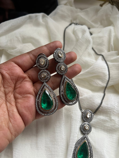 Victorian inspired emerald pendant with earrings