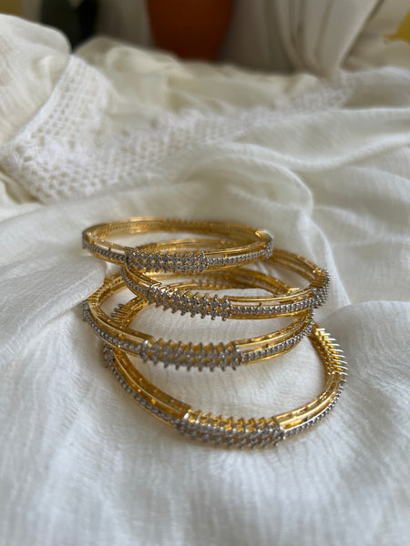 Ad stone set of 4 bangles
