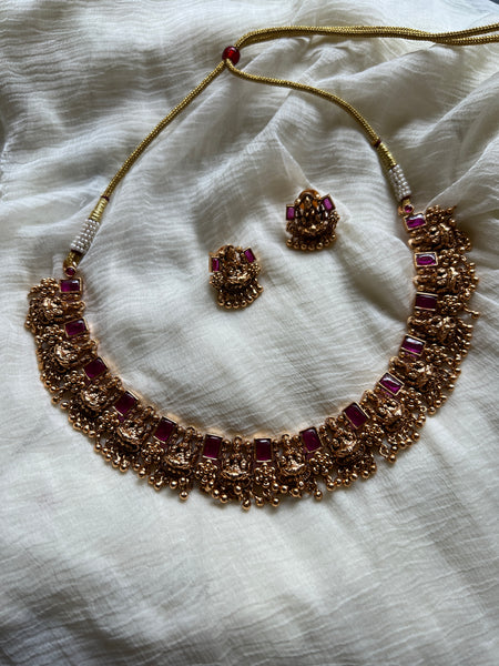 Lakshmi kemp necklace with studs