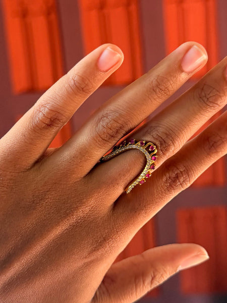 Mayura arch vaanki ring