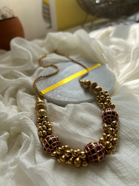 Kemp sphere cluster bead necklace