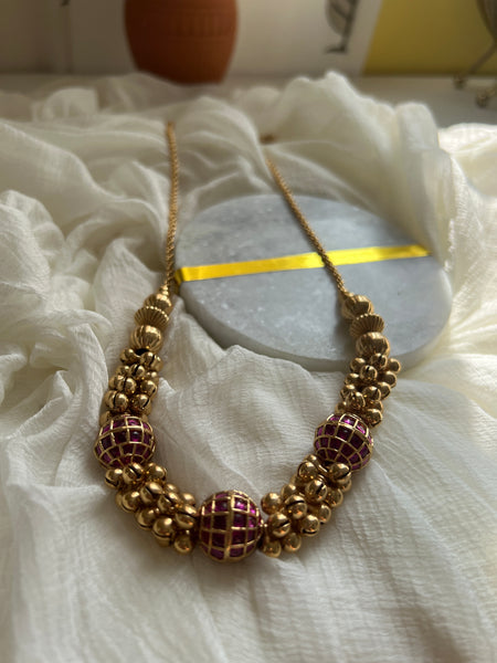 Kemp sphere cluster bead necklace