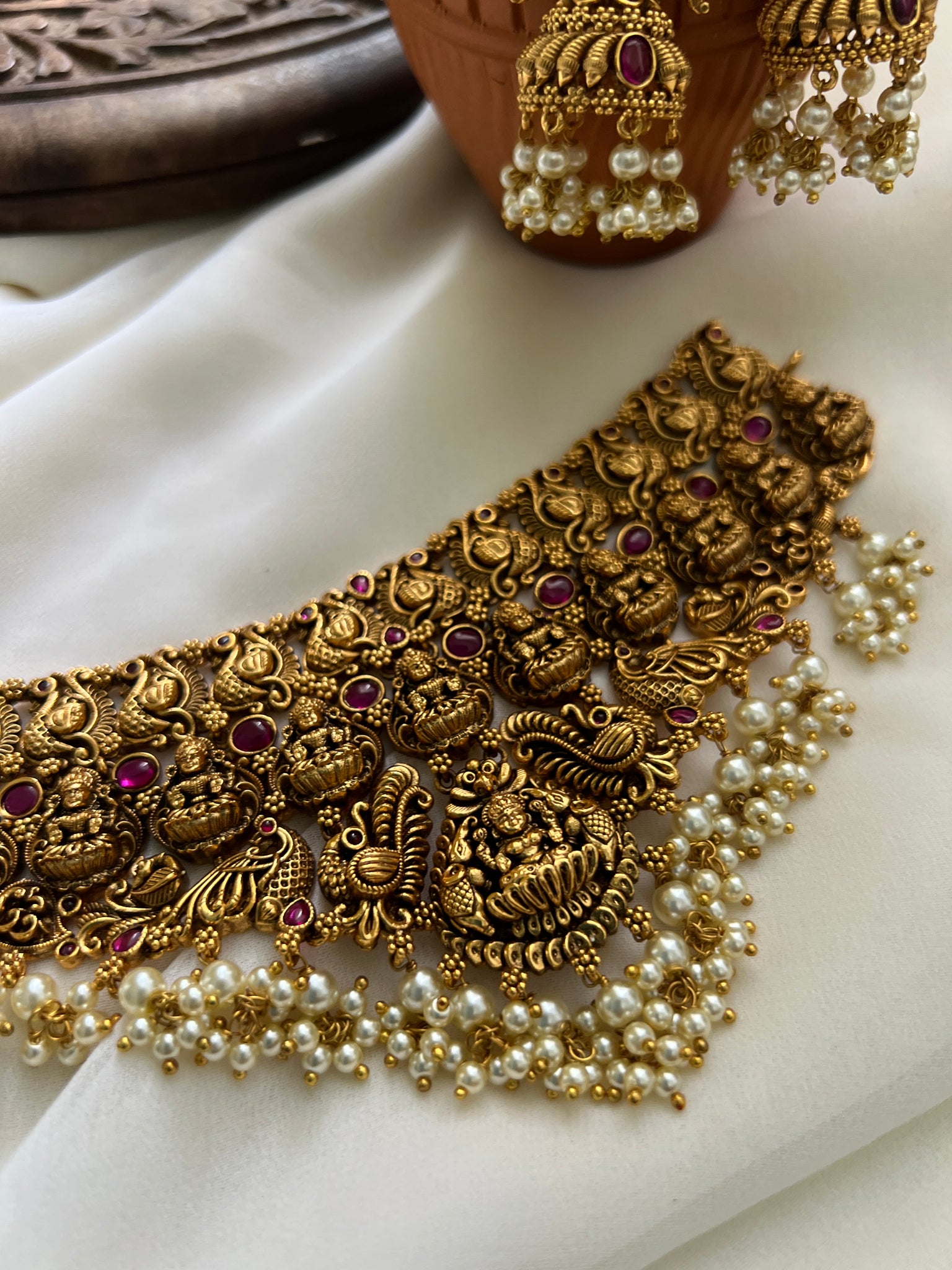 Antique lakshmi kemp choker with jhumkas