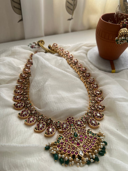 Kemp manga premium necklace with jhumkas