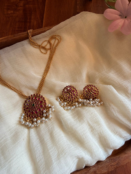 Kemp pendant with Maala and studs