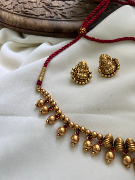 Nagas Lakshmi kemp matte necklace with studs