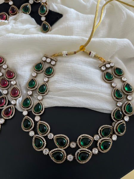 Kundan Victorian style layered necklace with studs