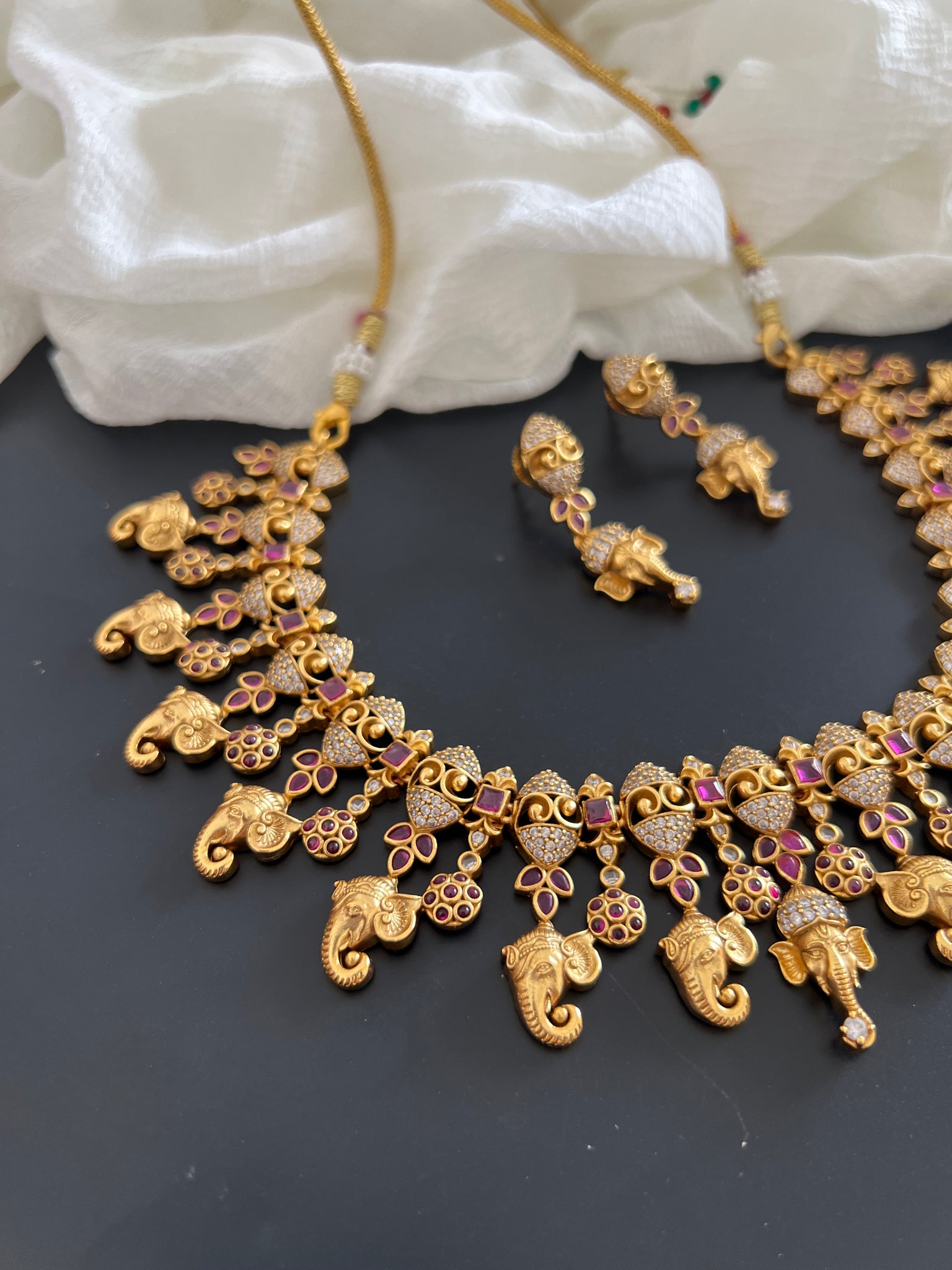 Ganesha elephant kemp necklace with studs