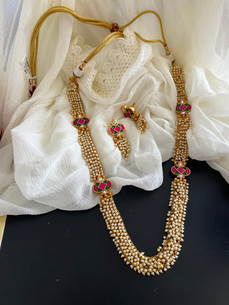 Kundan pearl cluster haram with earrings