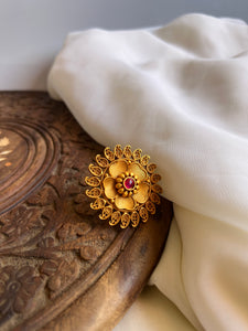 Jumbo flower matte ring