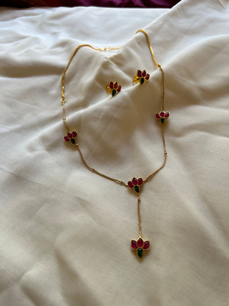 Kundan lotus maala with studs