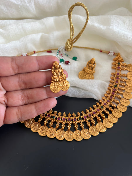Kemp coin necklace with studs