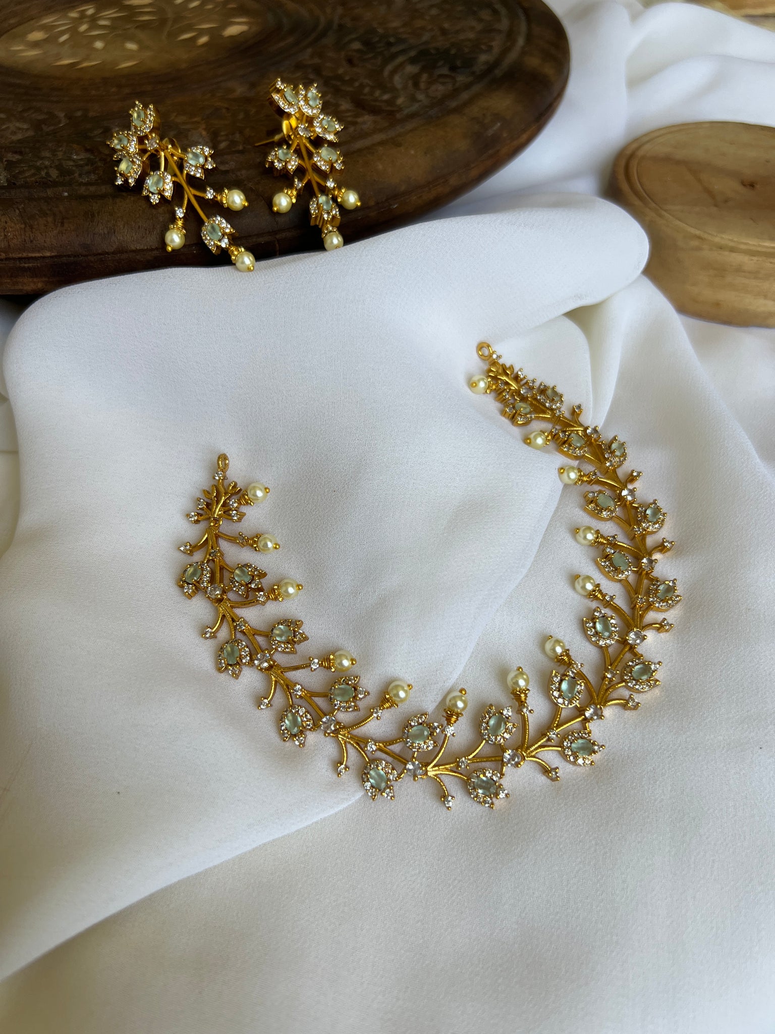 AD stone floral necklace with studs