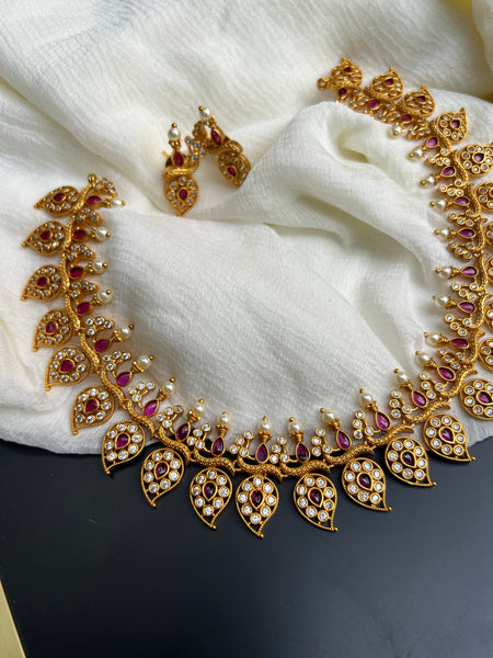 Kemp manga necklace with studs
