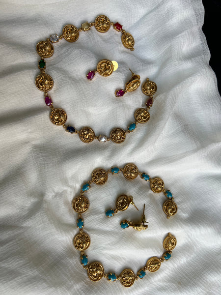 Nagas peacock stone necklace with studs