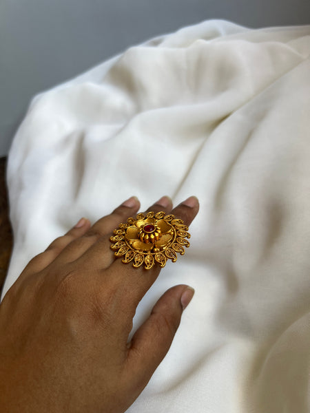 Jumbo flower matte ring