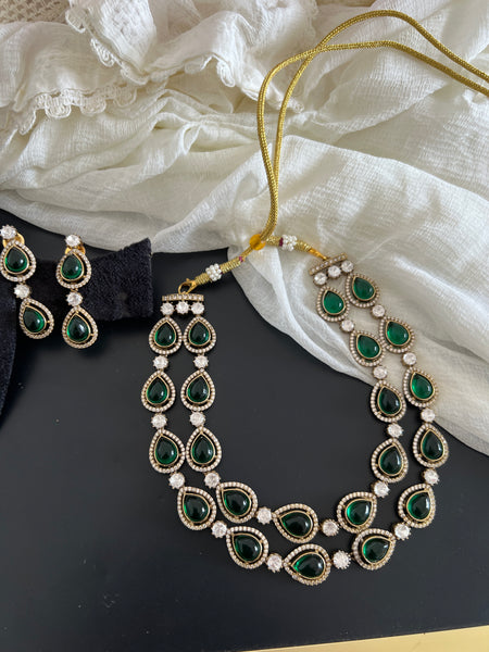 Kundan Victorian style layered necklace with studs