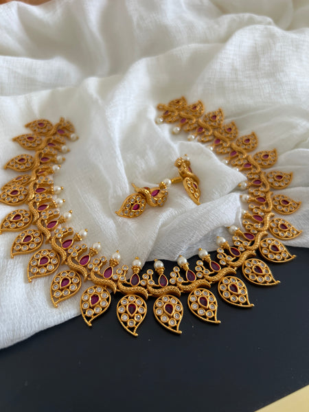 Kemp manga necklace with studs