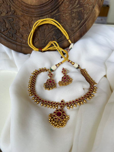 Premium Kemp vintage attigai with earrings