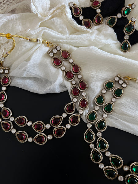 Kundan Victorian style layered necklace with studs