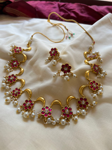 Kundan flower Chand necklace