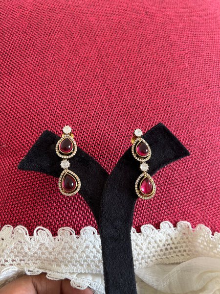 Kundan Victorian style layered necklace with studs