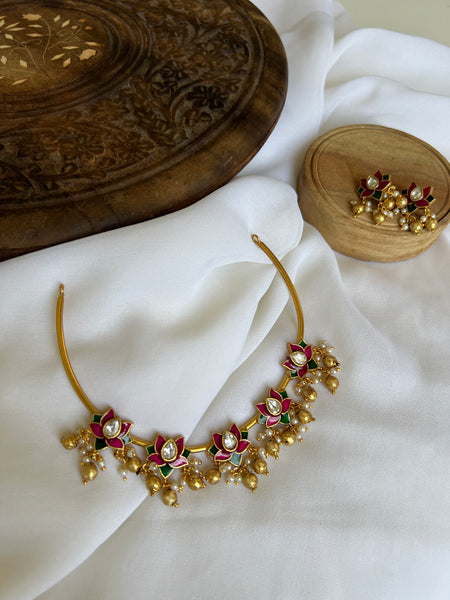 Kundan like enamel Lotus hasli with studs