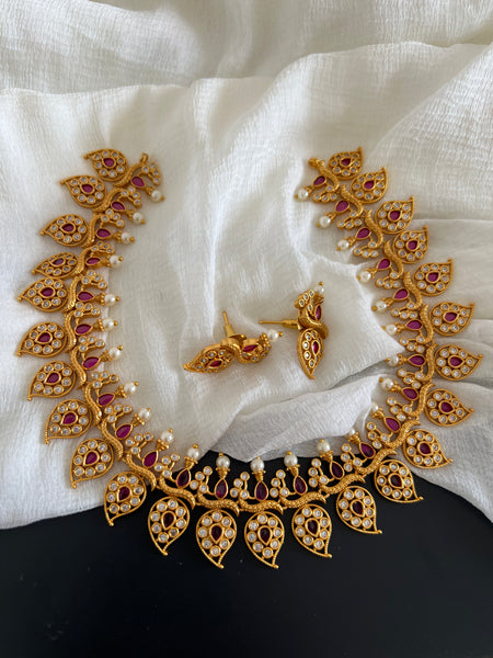 Kemp manga necklace with studs