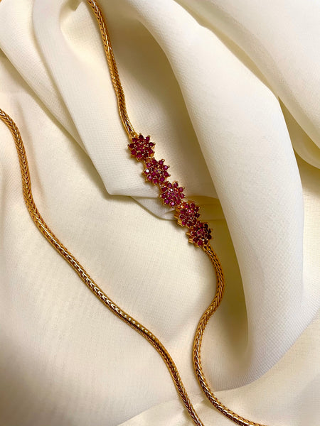 5 flower mogappu chain
