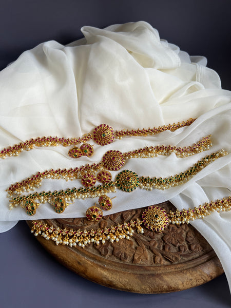 Kemp cluster pearl choker with studs