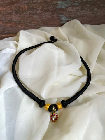 Kundan manga pendant stiff thread necklace