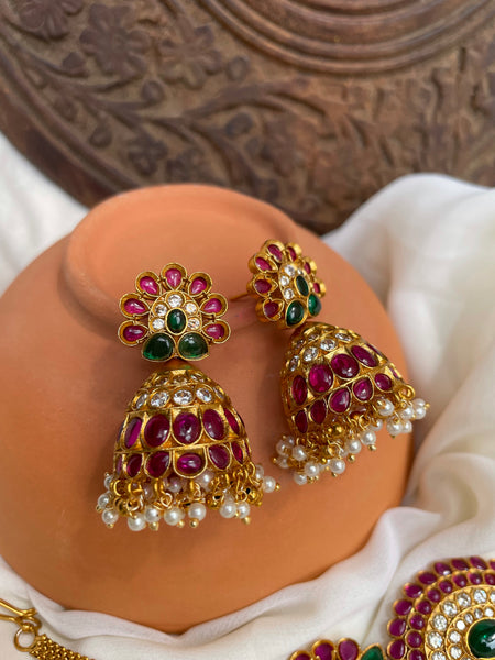 Kemp flower choker with Jhumkas