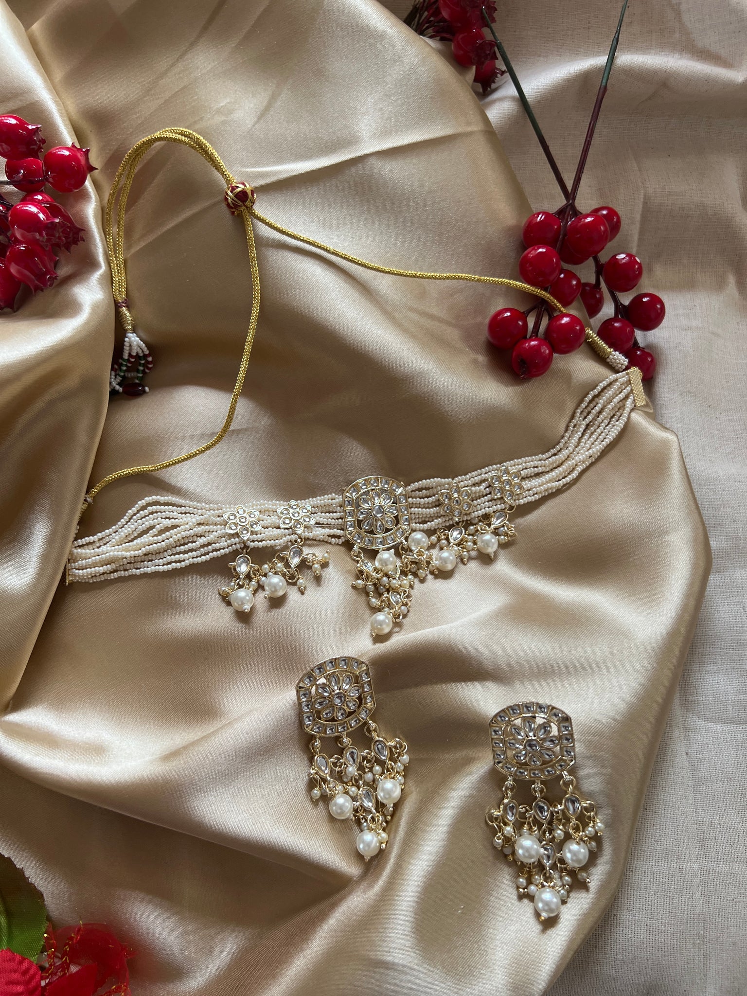 Kundan like Pearl choker with studs