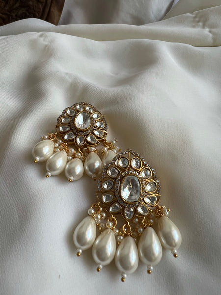 Uncut polki Pearl jumbo studs