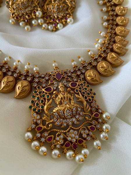 Lakshmi paisley necklace set