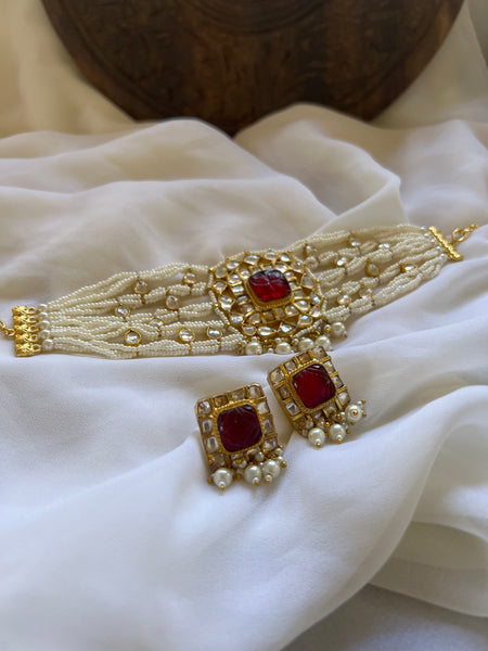 Carved Kundan stone polki choker with studs