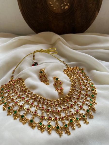 Gold like kemp Jaali necklace with studs