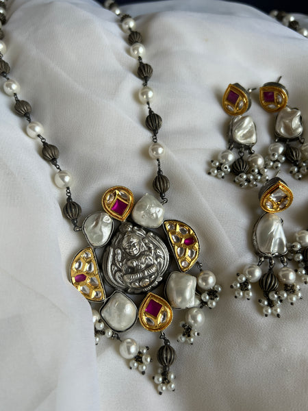 Mother of pearls Lakshmi oxidised maala with earrings