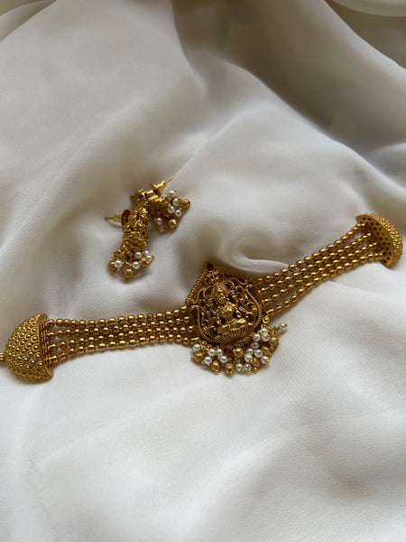 Lakshmi matte choker with studs