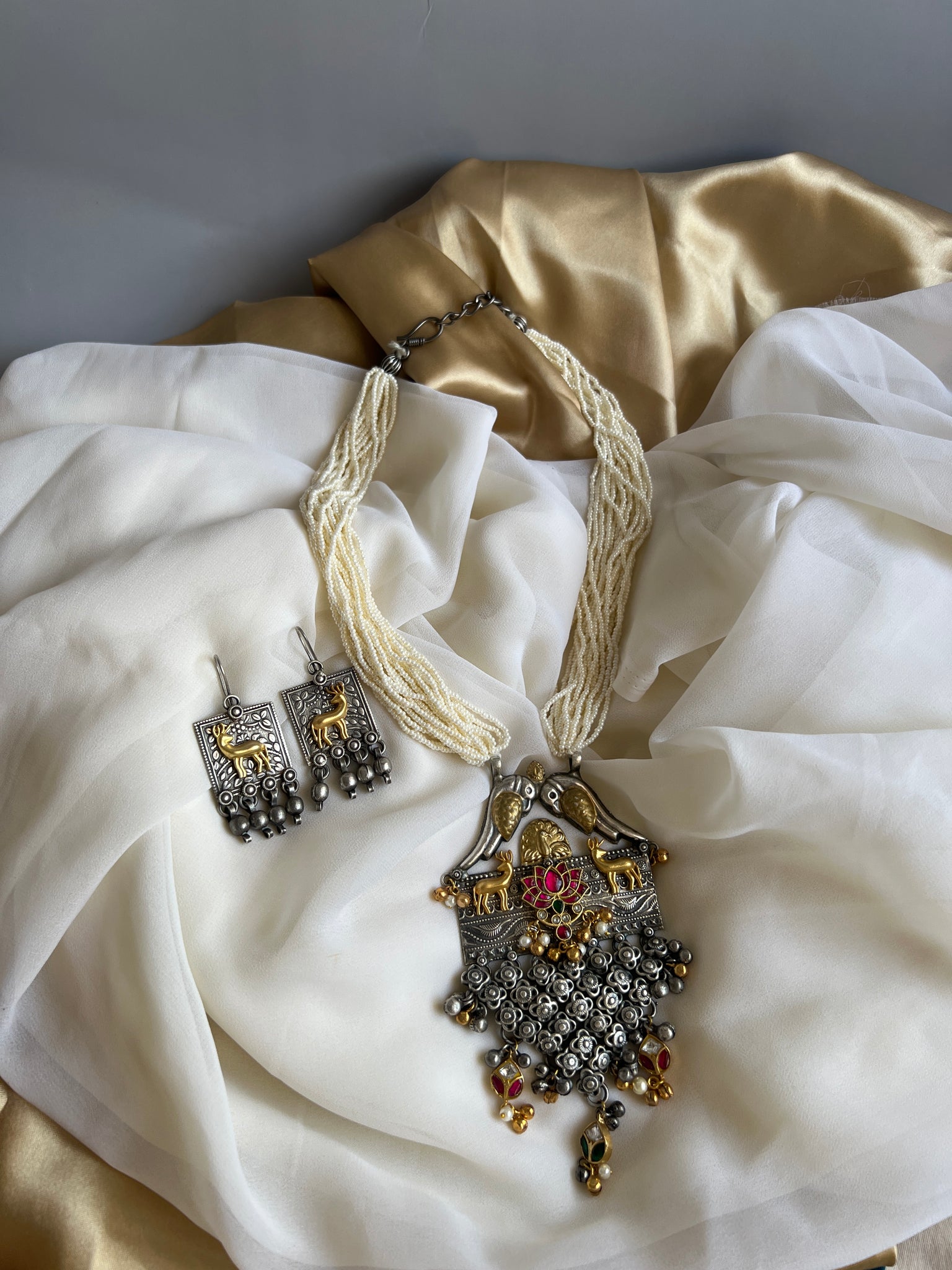 Reconstructed Pearl Kundan haram with hook earrings