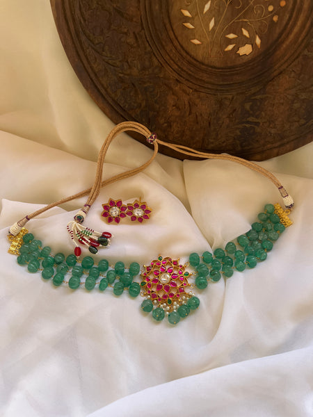 Kundan pumpkin bead choker with studs